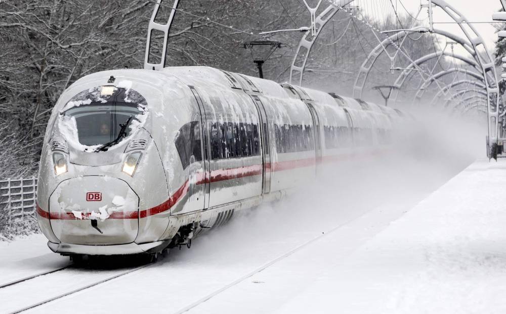 الثلوج تعطل حركة القطارات في هولندا