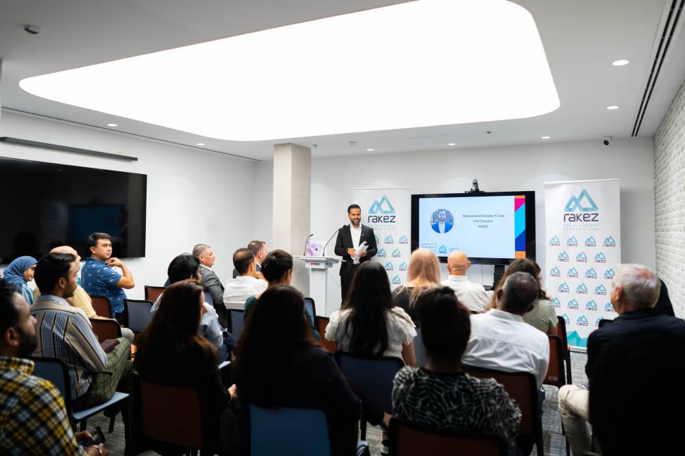  من ورشة عمل سابقة لراكز