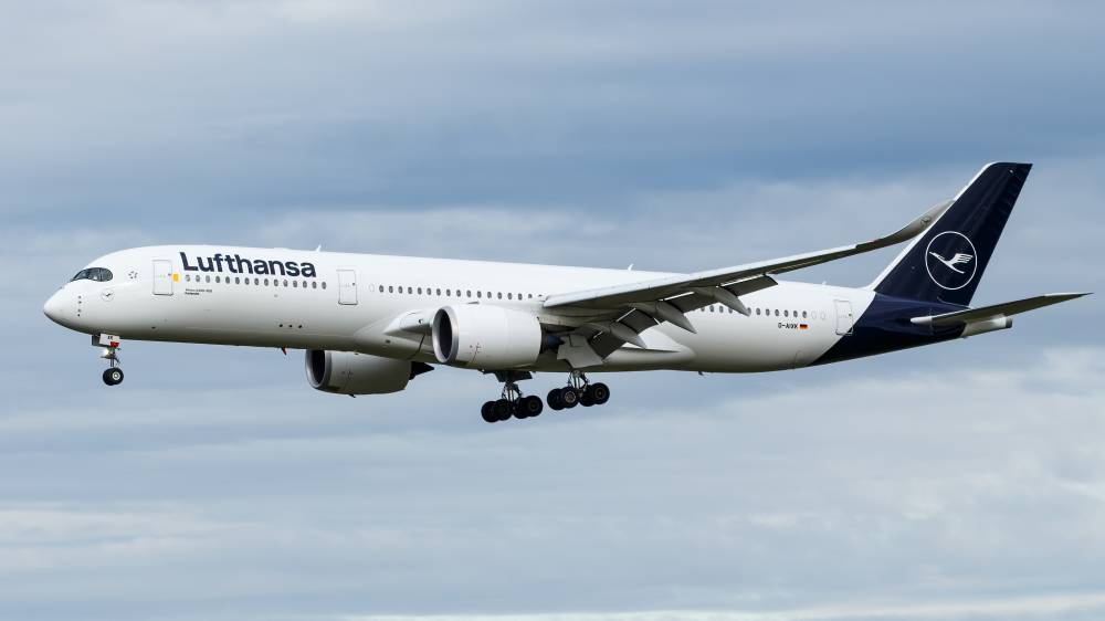 «لوفتهانزا» تمدد تعليق رحلاتها لتل أبيب حتى 9 إبريل