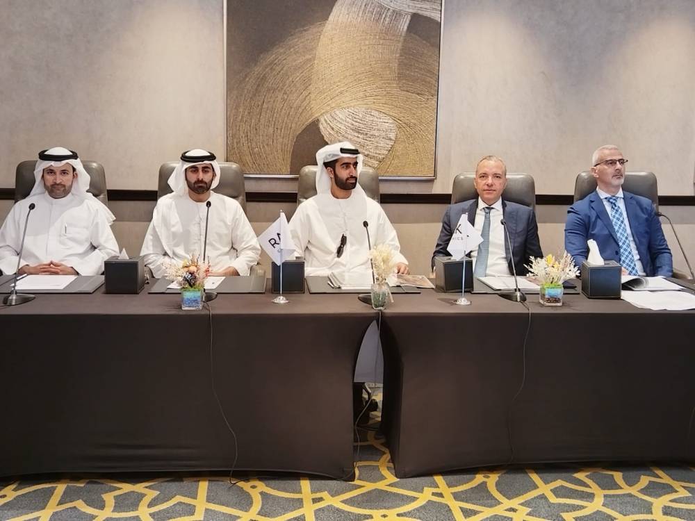 صقر بن سعود مترئساً الاجتماع