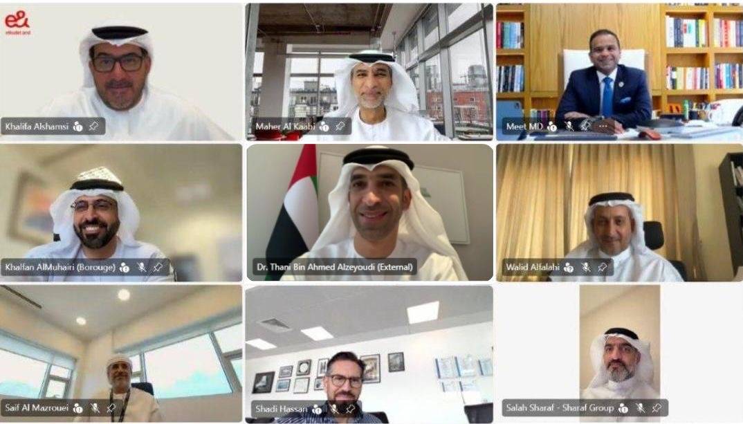  ثاني الزيودي خلال الاجتماع