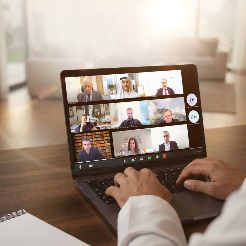 «تطوير الكفاءات القانونية» تسعى لمواءمة مخرجات التعليم وسوق العمل