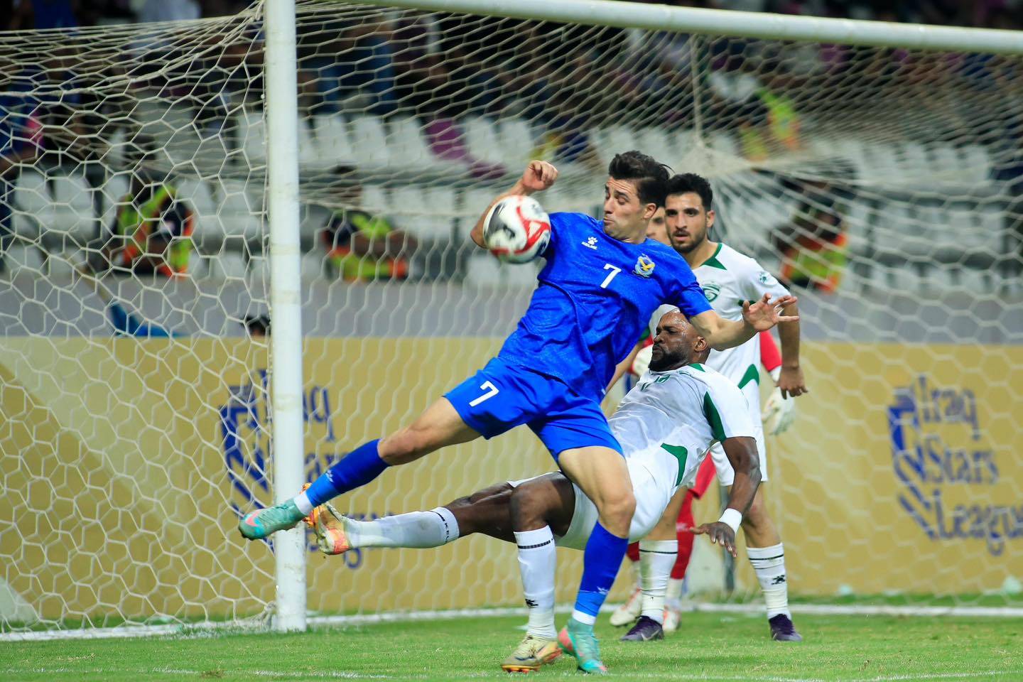 من مباريات الدوري العراقي