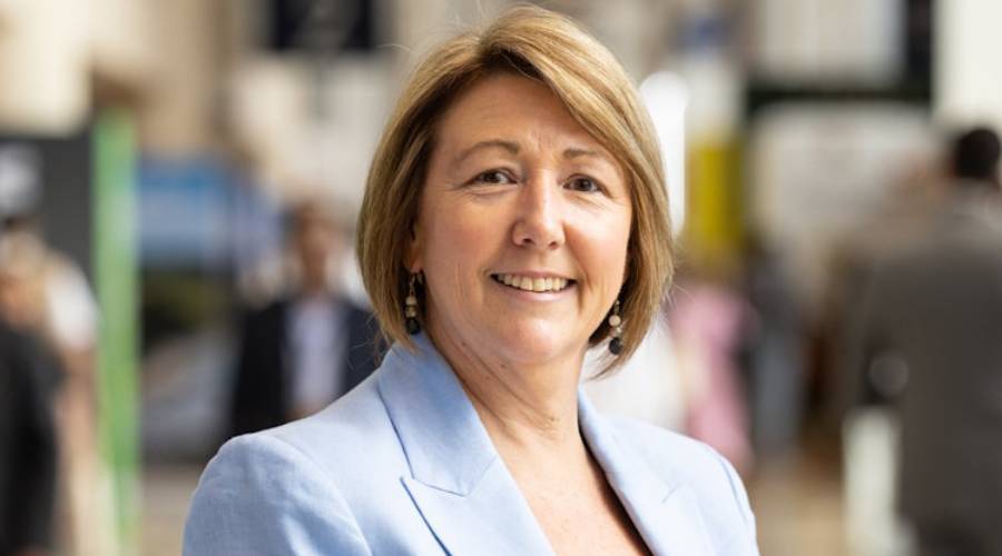 دانييل كورتيس