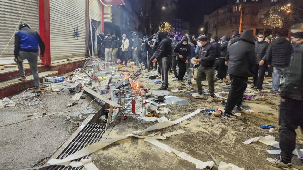 «الموساد» يسعى إلى تجنيد إيرانيين في خضم الحرب