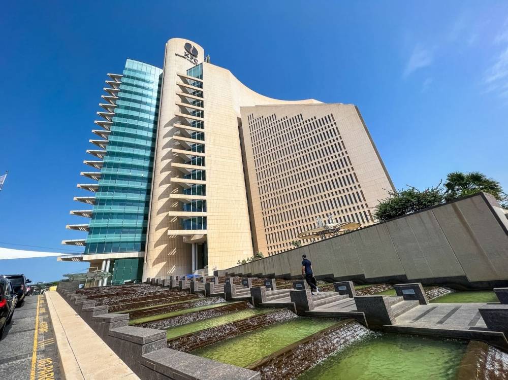 الكويت.. إخماد حريق بوحدتي تشغيل في مصفاتي ميناءي الأحمدي وعبدالله