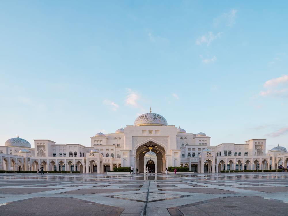 قصر الوطن يطلق احتفالات استثنائية بعيد الفطر تمزج بين التراث والترفيه