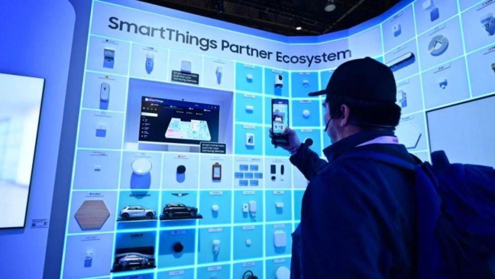 «سامسونغ» تبيع 2.5 مليون وحدة من منتجات العرض التجارية في 2025