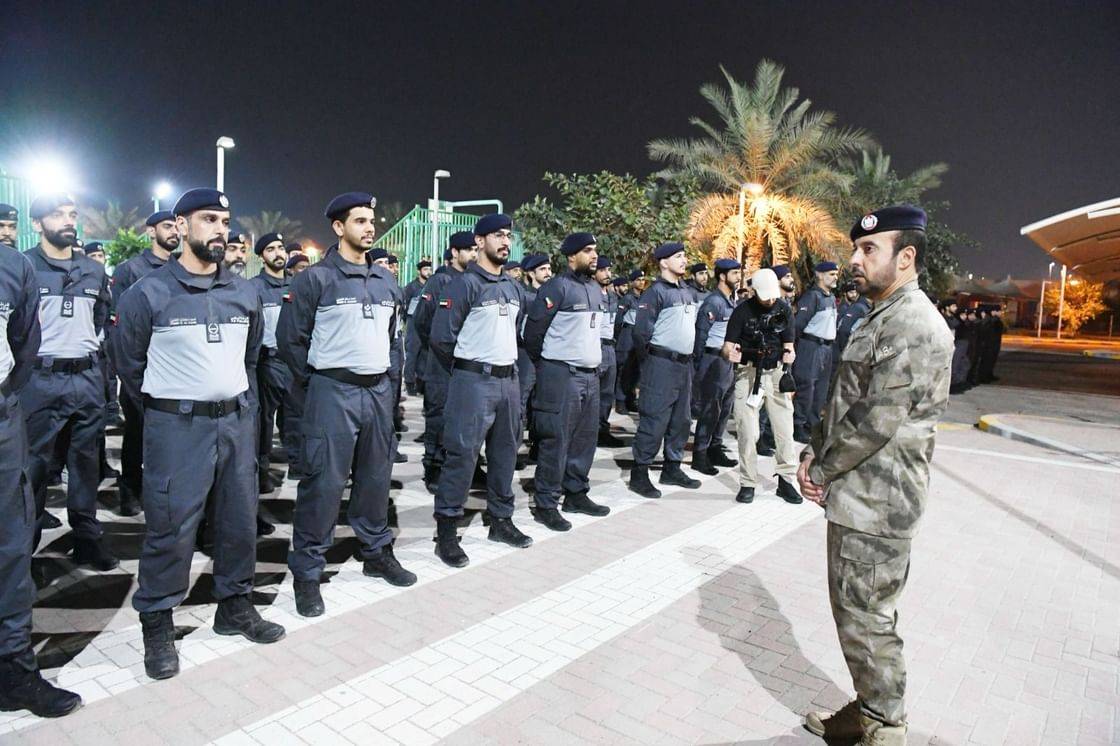 المهيري يطلع على جاهزية قطاع المهام الخاصة