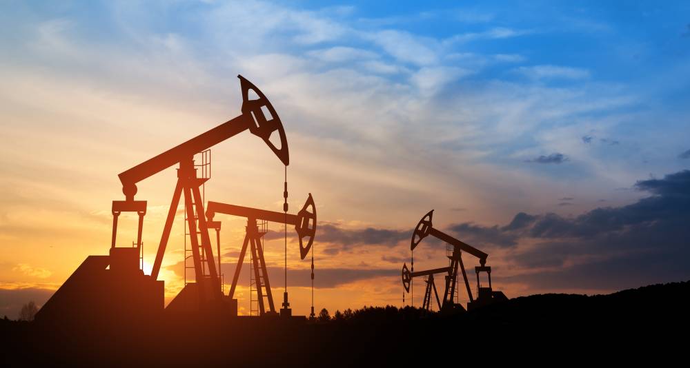 قطاع الطاقة الإيراني يواجه ضغوطاً هيكلية متفاقمة تهدد فاعليته الاقتصادية