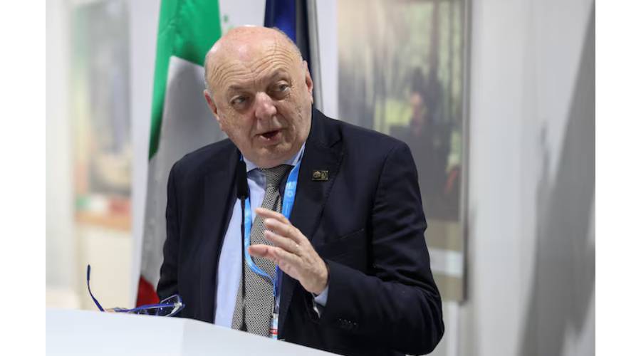 إيطاليا تجري محادثات مع دول لتعويض إمدادات الغاز