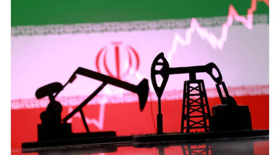 الولايات المتحدة ترفع العقوبات عن النفط الإيراني لـ30 يوماً