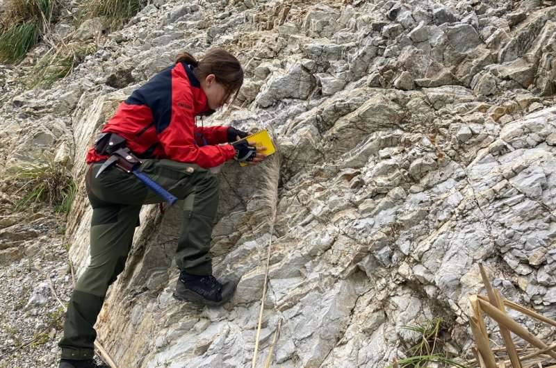 فك لغز الغلاف الجوي للأرض قبل مليارات السنين