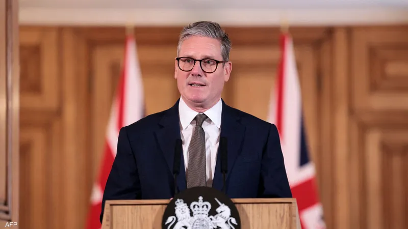 ستارمر يدعو لاجتماع طارئ لمواجهة غلاء المعيشة بسبب حرب إيران