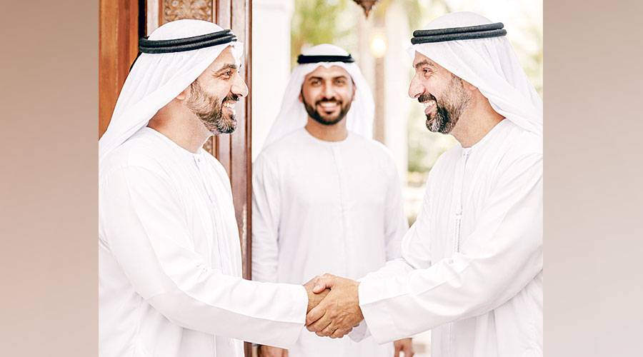 الزيارات العائلية.. طقس السعادة في العيد