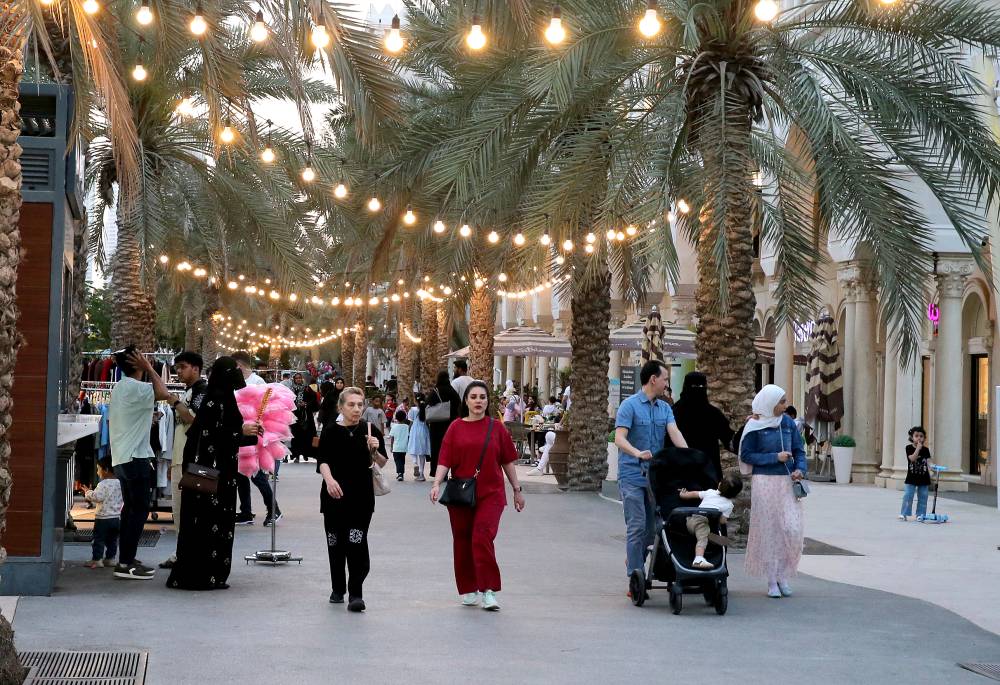 «القصباء».. وجهة البهجة للكبار والصغار في الشارقة