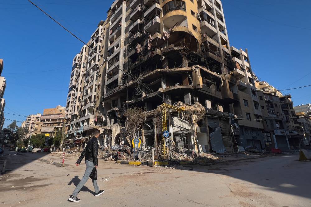 إسرائيل تشن غارات على ضاحية بيروت وتعلن اعتقال مقاتلين من «وحدة الرضوان»