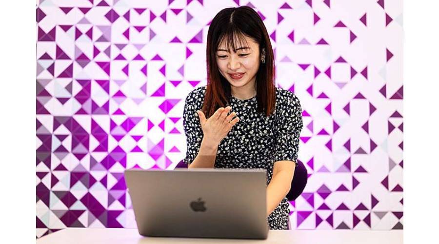 مجتمع الصم يشكك في لغة الإشارة «الذكية»