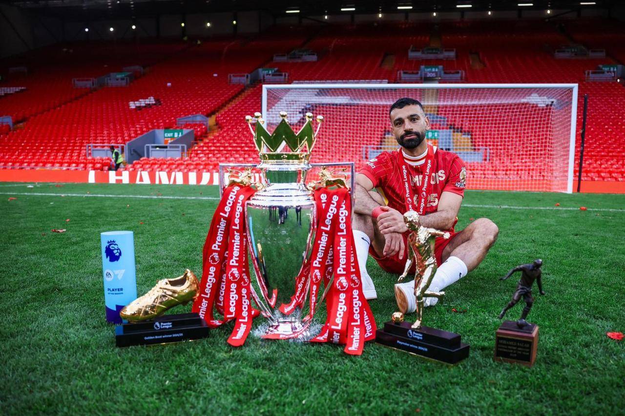 «الملك» محمد صلاح يعلن رحيله عن ليفربول