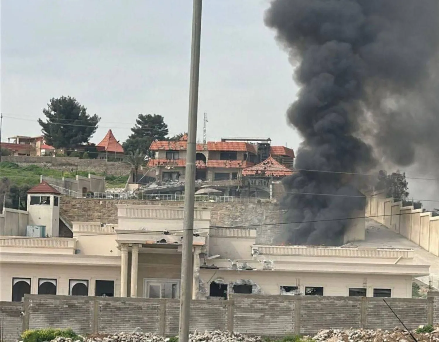 الدفاع العراقية: قتلى وجرحى في غارة جوية بالأنبار