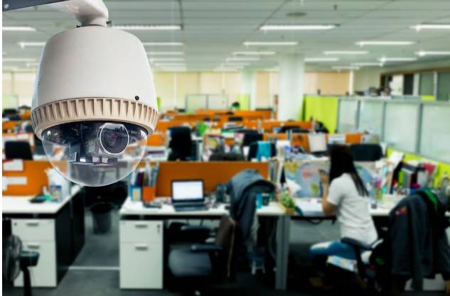 «السجن الرقمي» في الصين.. موظفون تحت المراقبة