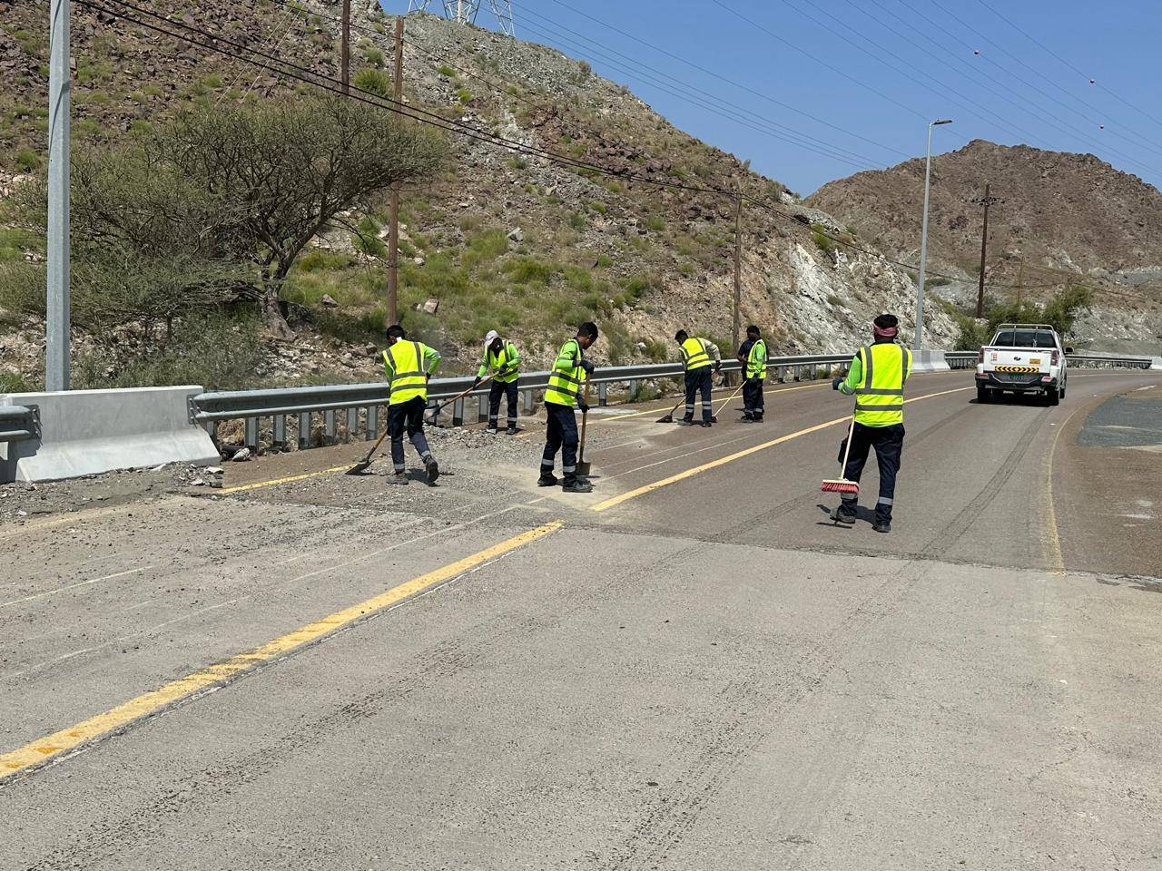 حتا بعد المطر وعمل متواصل