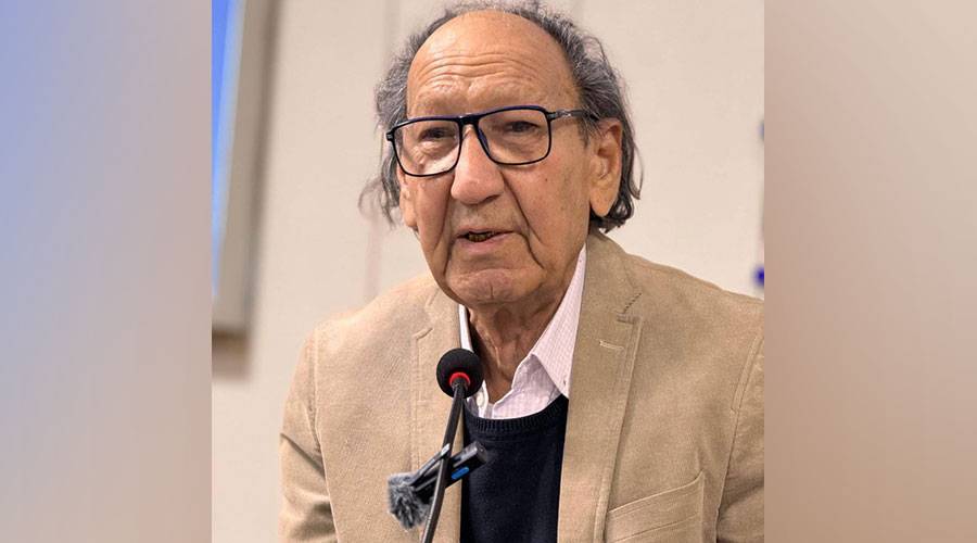 رحيل الشاعر والناقد العراقي د. مالك المطلبي