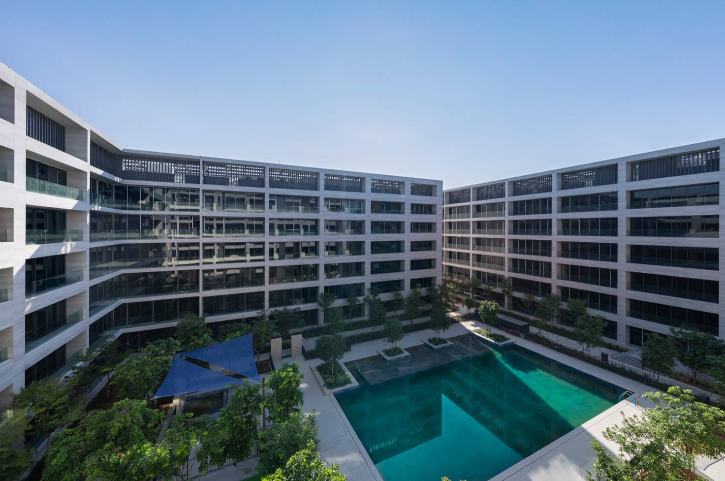 مجمّعات سكون في الجادة