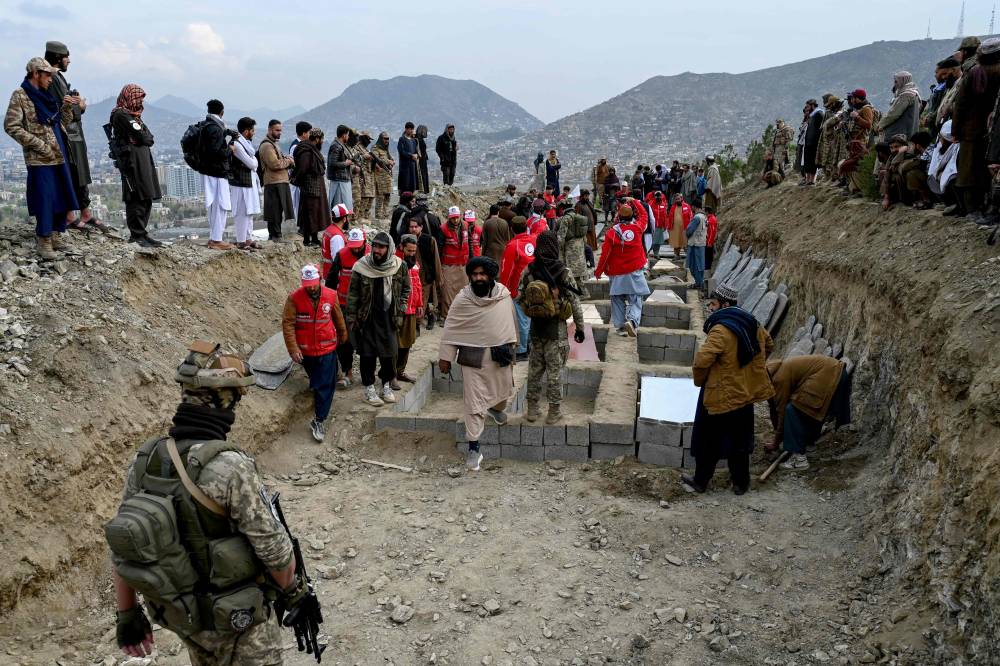 باكستان تستأنف العمليات العسكرية ضد أفغانستان