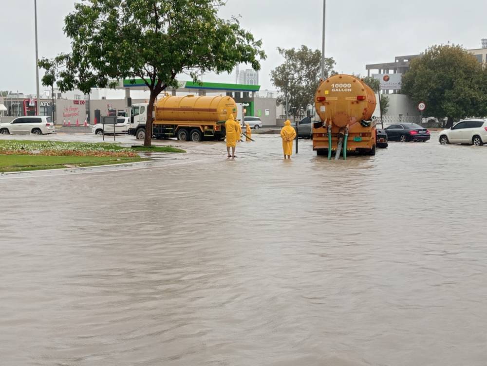 بلديات الساحل الشرقي تباشر تنفيذ خطط الطوارئ