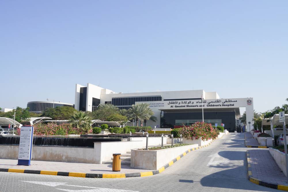 مستشفى القاسمي للنساء ينجح بزراعة جهاز قلب لرضيعة وُلدت في الأسبوع ال27