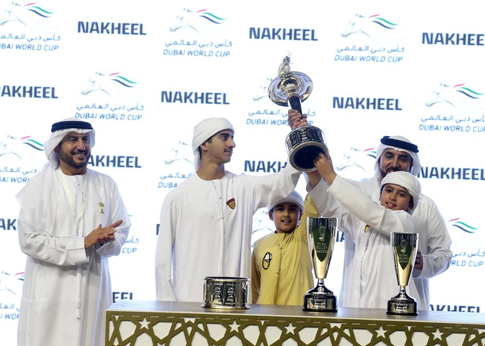 «دارك سيفرون» يحتفظ بلقب بطولة دبي جولدن شاهين