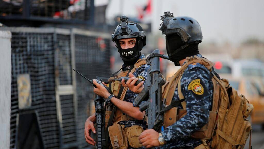مقتل شرطيين عراقيين في غارة استهدفت موقعاً للحشد الشعبي بالموصل