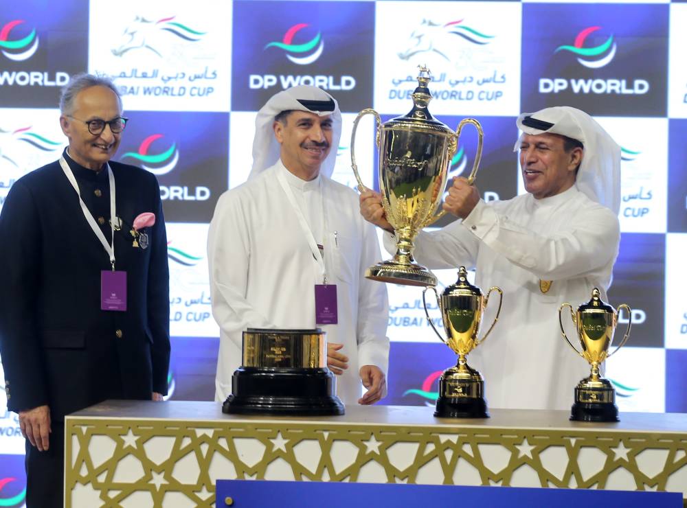 «أمبودسمان» لجودلفين يتوج ببطولة دبي تيرف