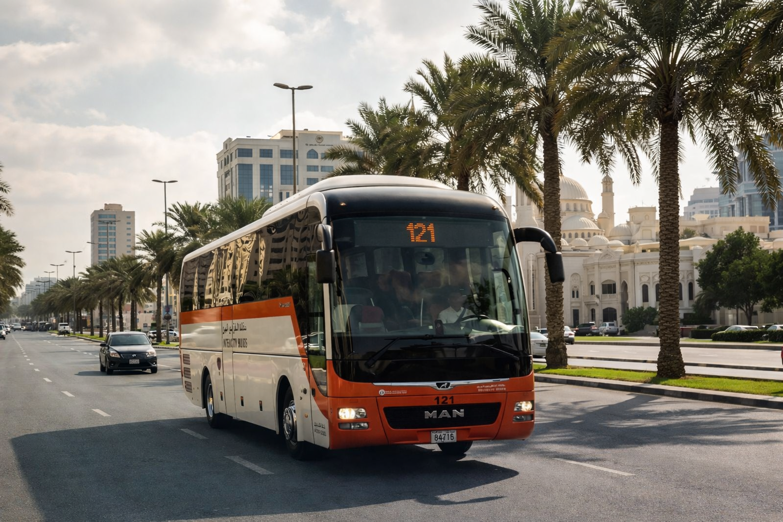 «طرق الشارقة» تعلن تشغيلاً تدريجياً لخطوط النقل بين المدن