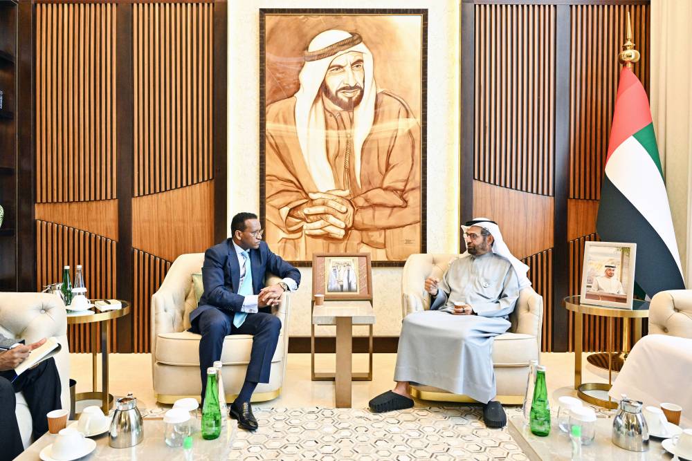 علي النعيمي وسفير إثيوبيا يبحثان العلاقات