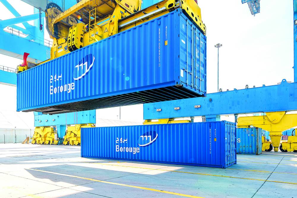 «بروج الدولية».. عملاق عالمي جديد في «البولي أوليفينات»