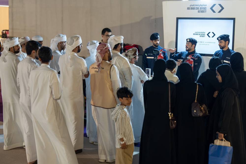 «أبوظبي للدفاع المدني» تختتم مشاركتها في «غايته العين»
