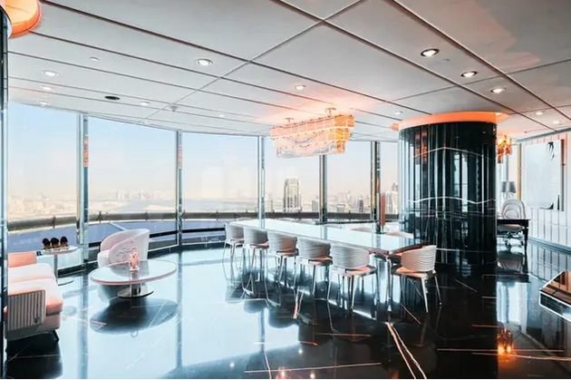 12 مليون درهم إيجار شقة بنتهاوس في برج خليفة سنوياً