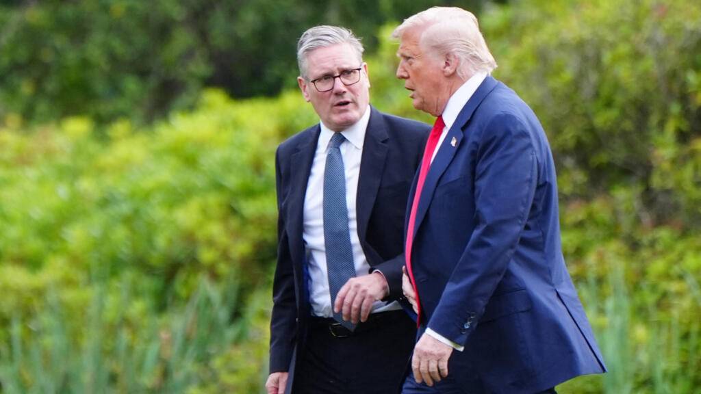 ستارمر: بريطانيا تنظم اجتماعاً مع 35 دولة وتقدم خطة لإنهاء أزمة هرمز