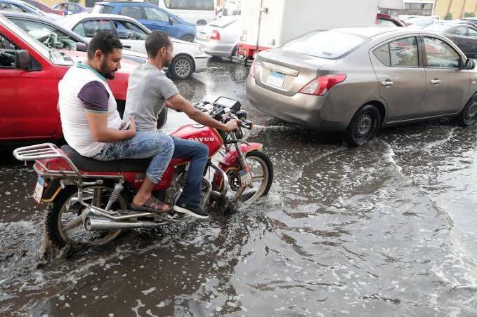 الطقس في مصر وخريطة سقوط الأمطار.. هل يتم تعطيل الدراسة الخميس؟