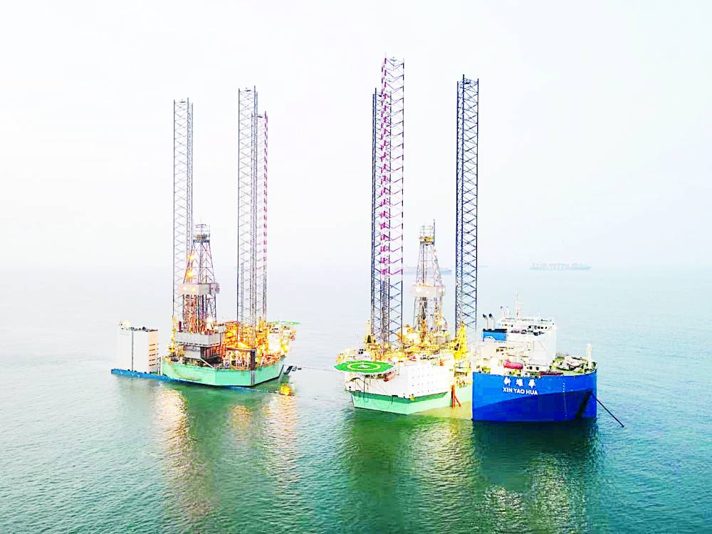 مساهمو «أدنوك للحفر» يوزعون مليار دولار عن 2025