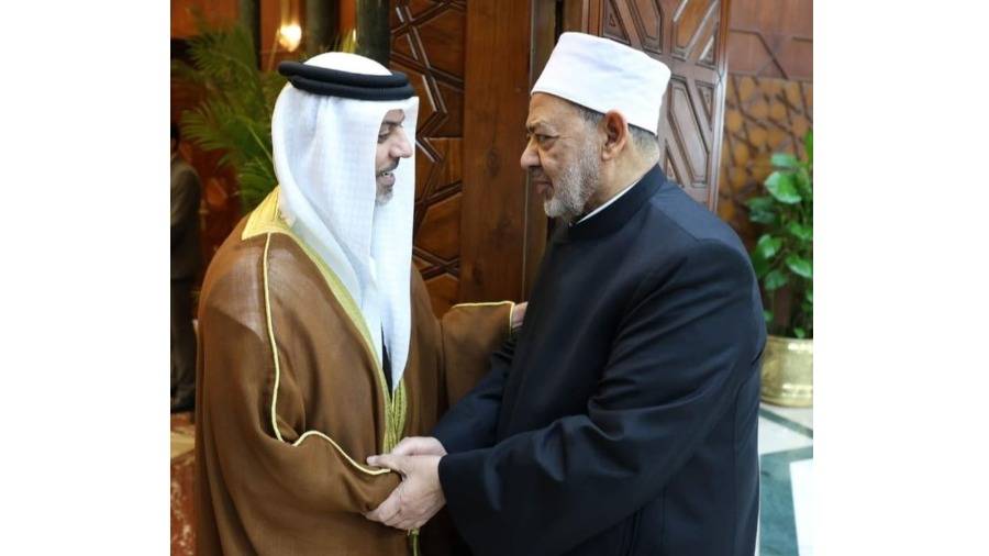 شيخ الأزهر يجدد إدانته الاعتداءات الإيرانية السافرة على الإمارات والدول الخليجية