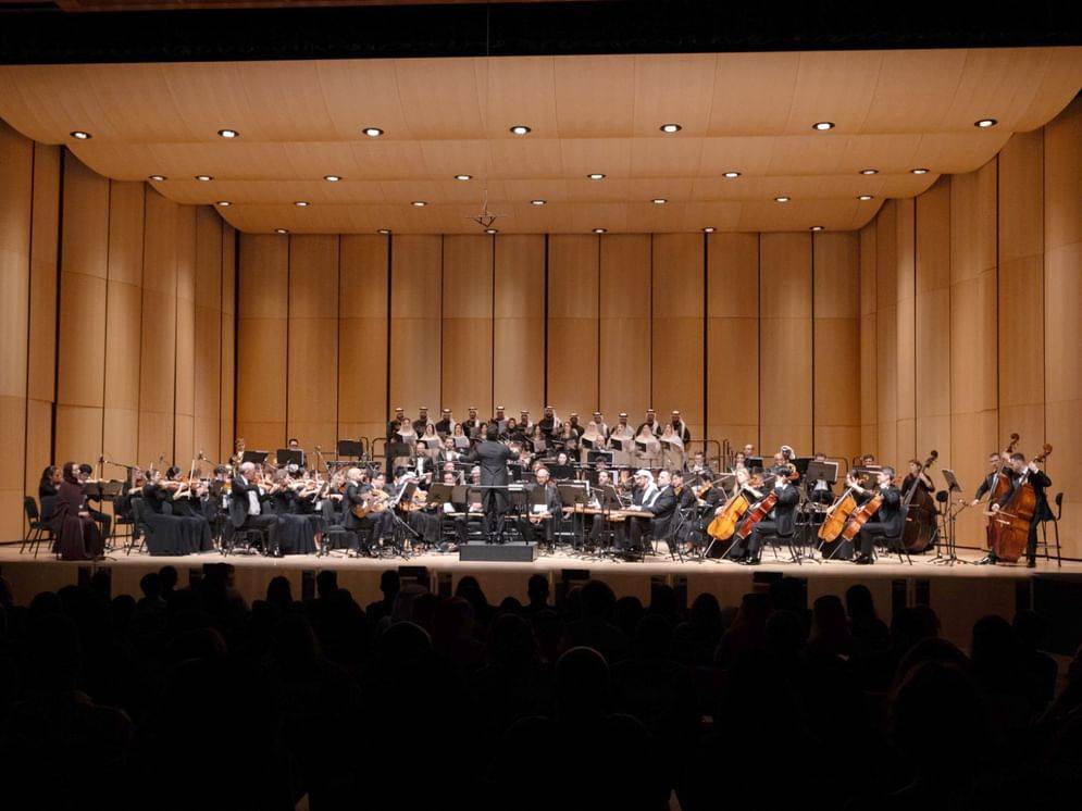 «الأوركسترا الوطنية» تحتفي بالتاريخ الموسيقي العريق للسينما والتلفزيون الإماراتي