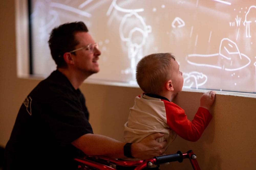 برنامج مجتمعي بمتحف زايد دعماً لذوي التوحّد