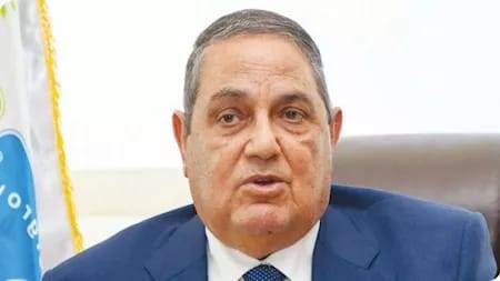 بعد بيان البنك المركزي المصري.. من هو رجل الأعمال محمد الخشن؟