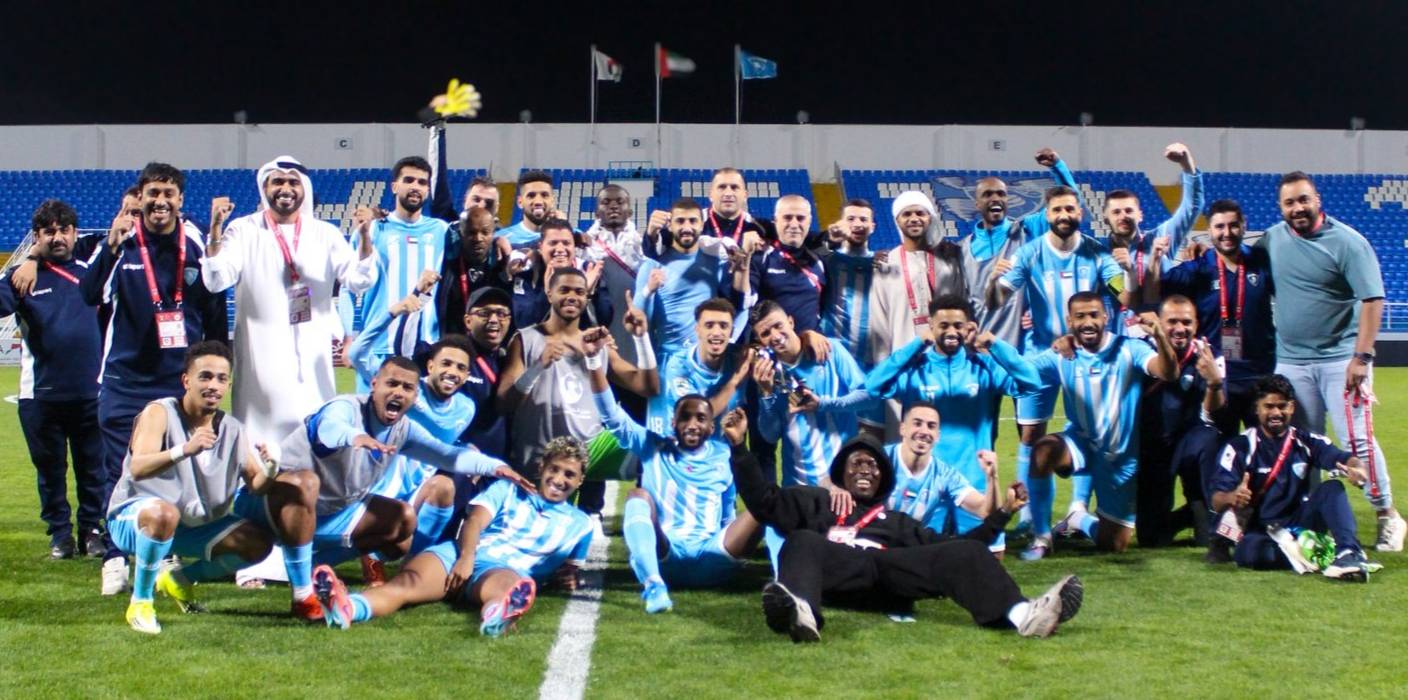 فرحة لاعبي حتا