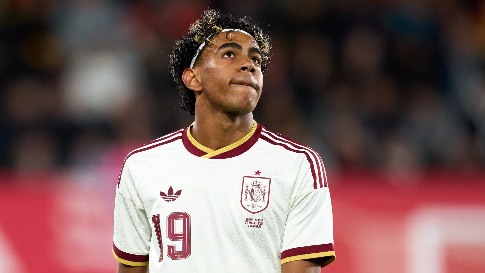 أسطورة إفريقيا يدعم لامين يامال بعد أحداث مباراة مصر