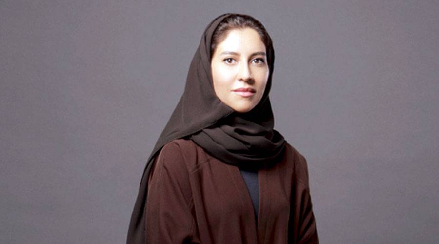  أمل كرمستجي