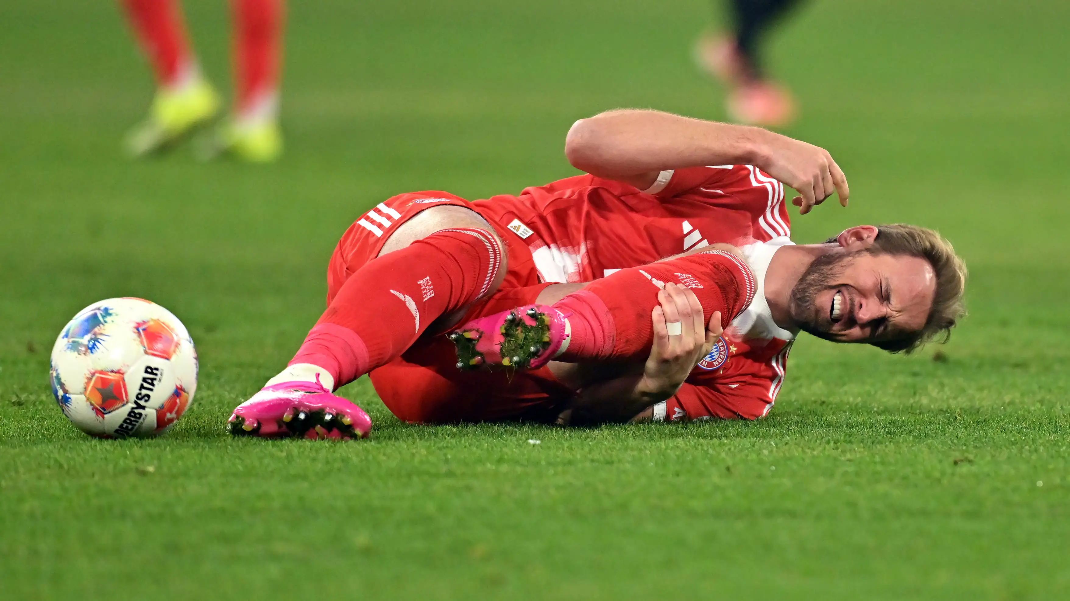 «ولوعلى كرسي متحرك».. كيميش يؤكد مشاركة كين أمام ريال مدريد